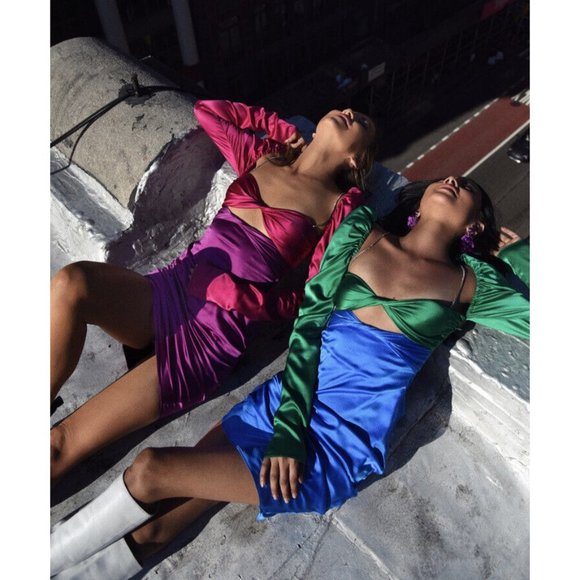 The Bar Twist Dress Emerald & Cobalt Green Blue - Picture 5 of 8